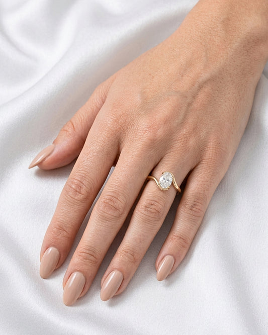 Saskia - Oval Solitaire Curved Band Moissanite Engagement Ring