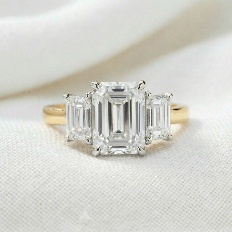 Oval solitaire moissanite engagement ring