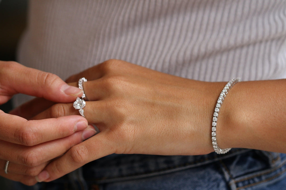 Diamond Bracelet Round Cut - Moissanite Engagement Rings