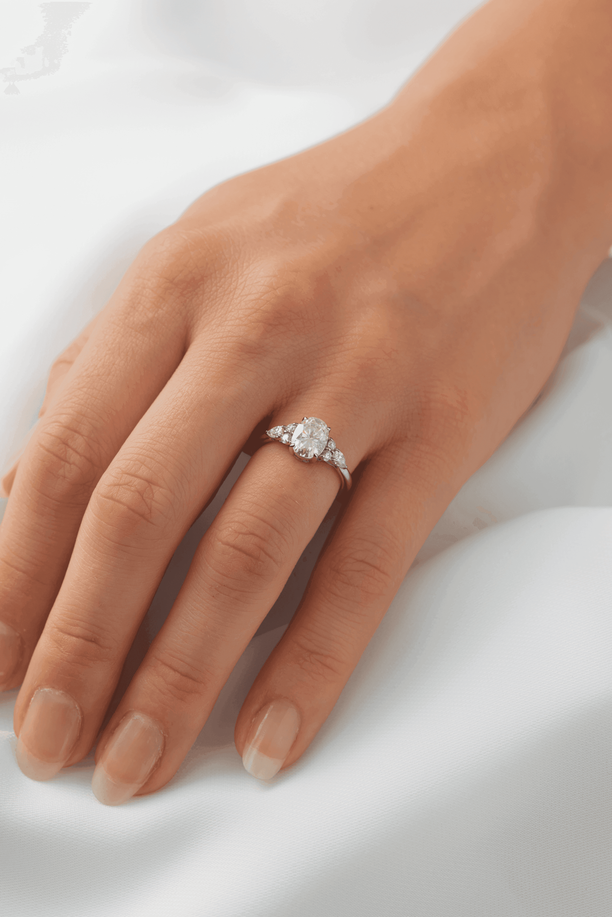 Oval Trio Accent Stones Diamond Engagement Ring - Moissanite Engagement Rings