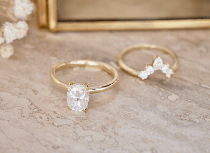 How does the price of a lab grown diamond engagement ring compare to a mined diamond engagement ring? - Moissanite Engagement Rings