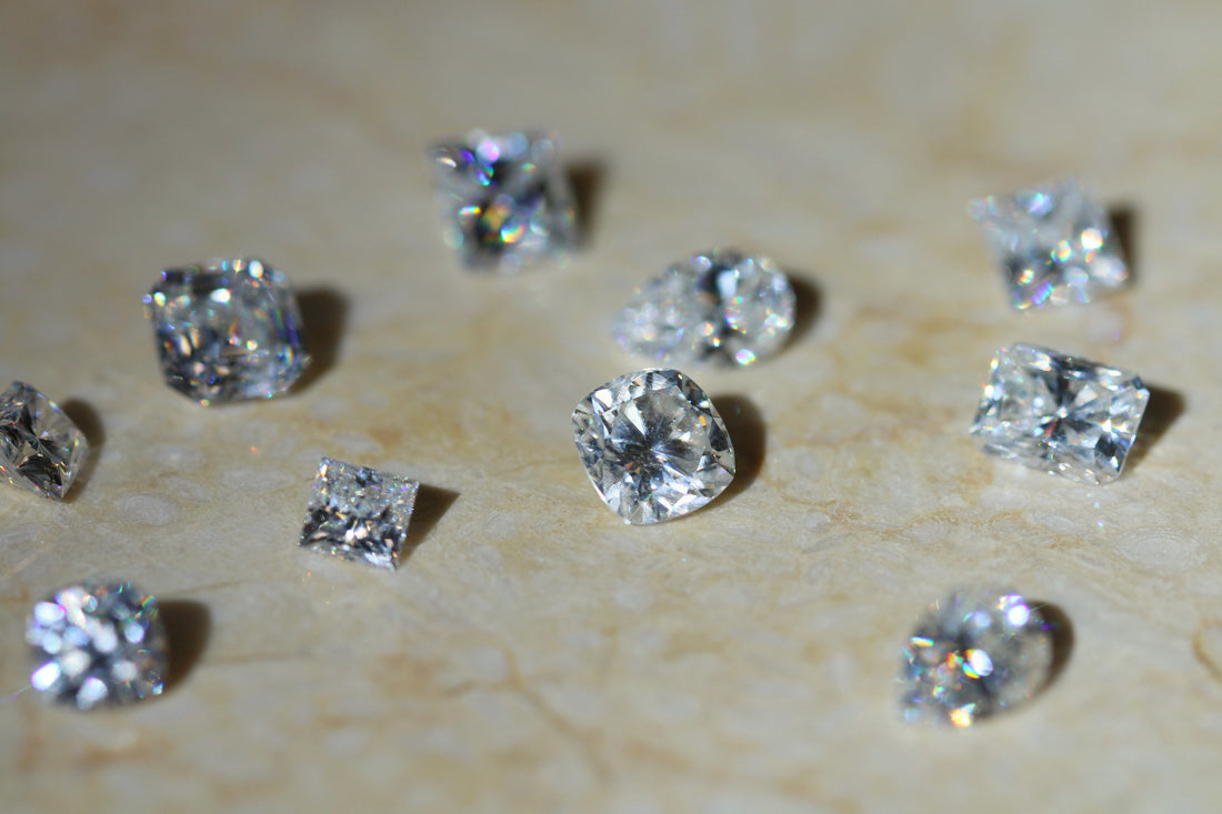 Will Moissanite Pass a Diamond Test? (8-Minute Read) - Moissanite Engagement Rings