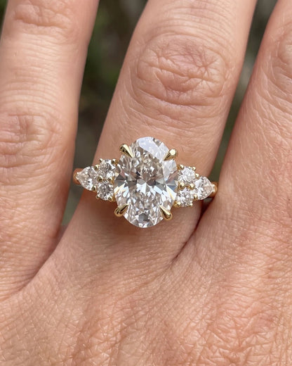Juniper - Oval Trio Accent Stones Diamond Engagement Ring - Moissanite Engagement Rings