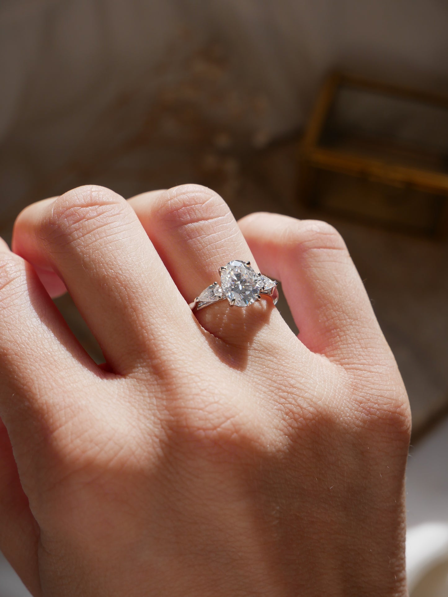 Oval Leaf Setting Moissanite Engagement Ring