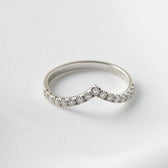 Full Pavé With Peak Moissanite Wedding Band