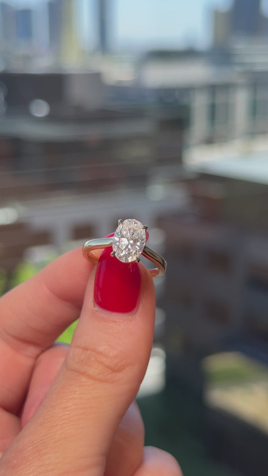 Oval Cathedral Moissanite video