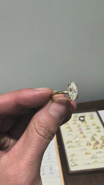 2 Carat Marquis 18k Yellow Gold Size K Moissanite